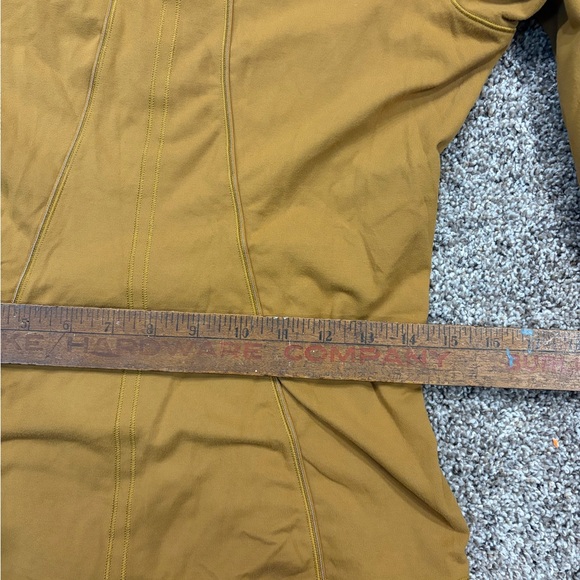 Lululemon Athletica Golden Long Sleeve 1/4 zip - Picture 5 of 6
